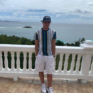 Meet your Posher, Kyle